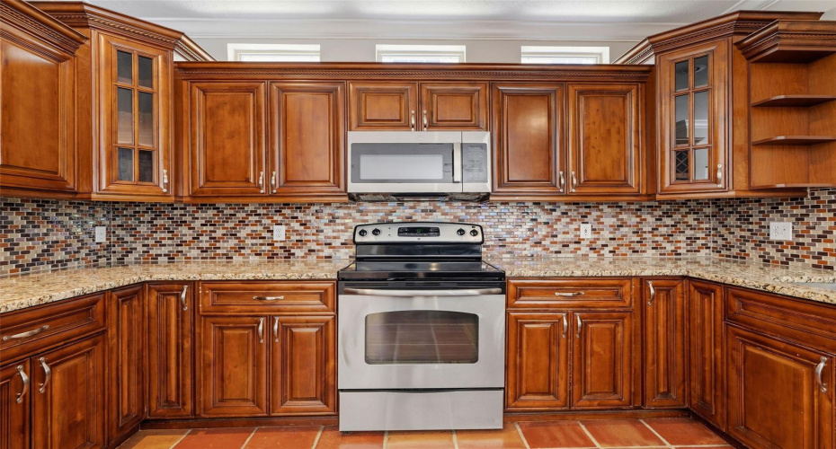 3710 LEONA STREET, TAMPA, Florida 33629, 3 Bedrooms Bedrooms, 0 ,3 BathroomsBathrooms,Residential,For Sale,LEONA,0,MFRTB8532124